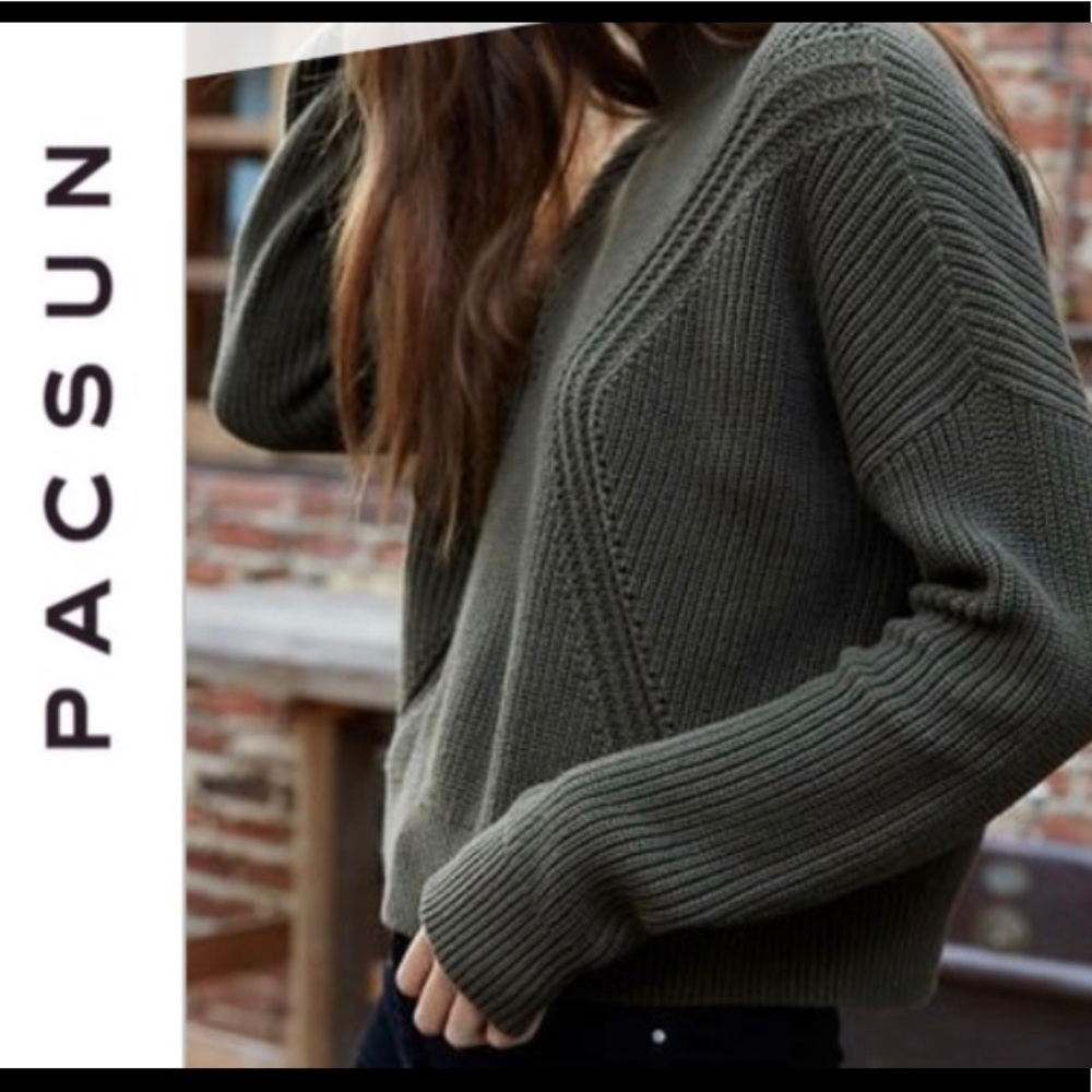 PacSun LA Hearts Olive Mock Neck Sweater
